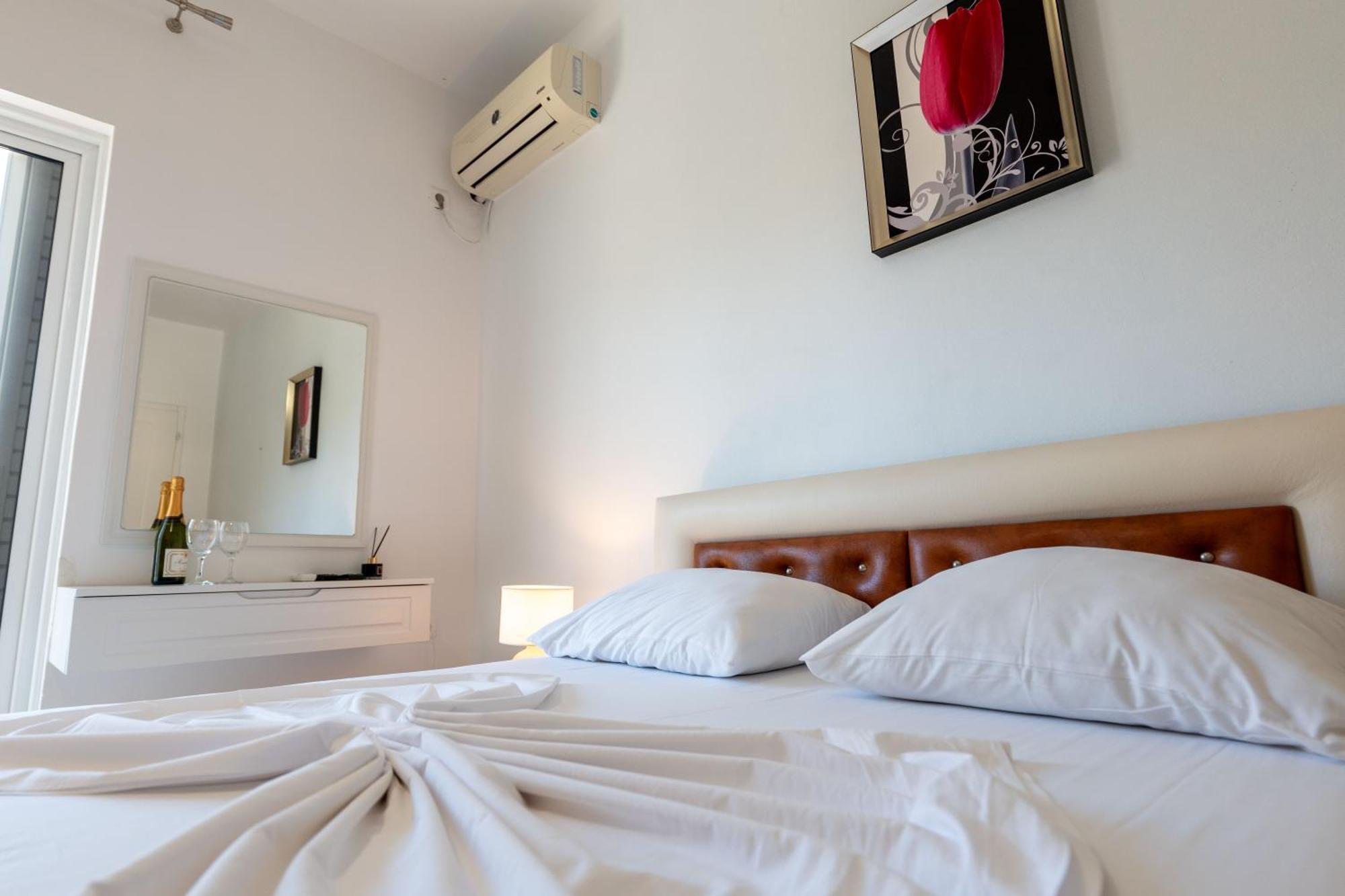 Mariana Apartments Saranda Extérieur photo