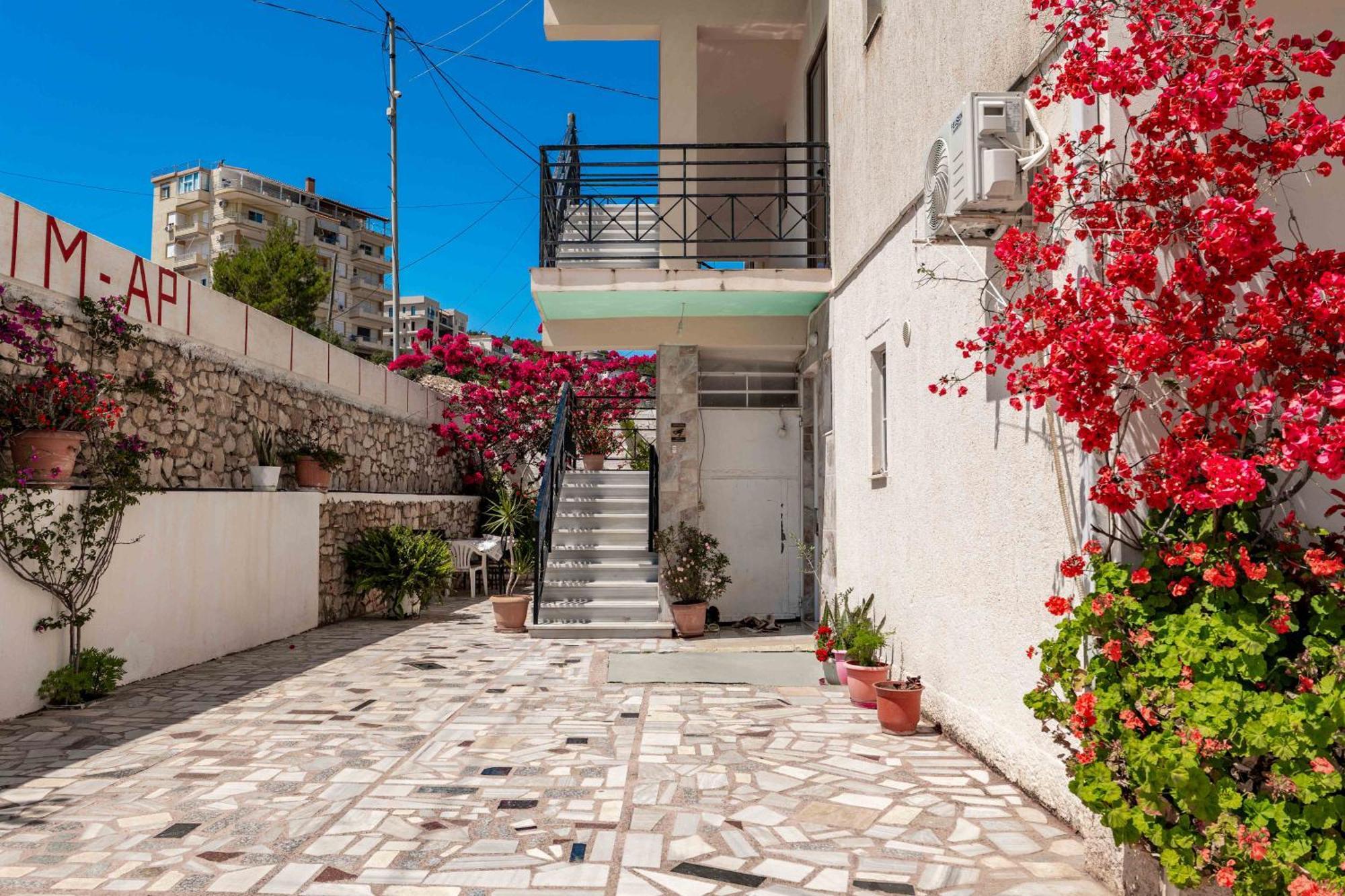 Mariana Apartments Saranda Extérieur photo