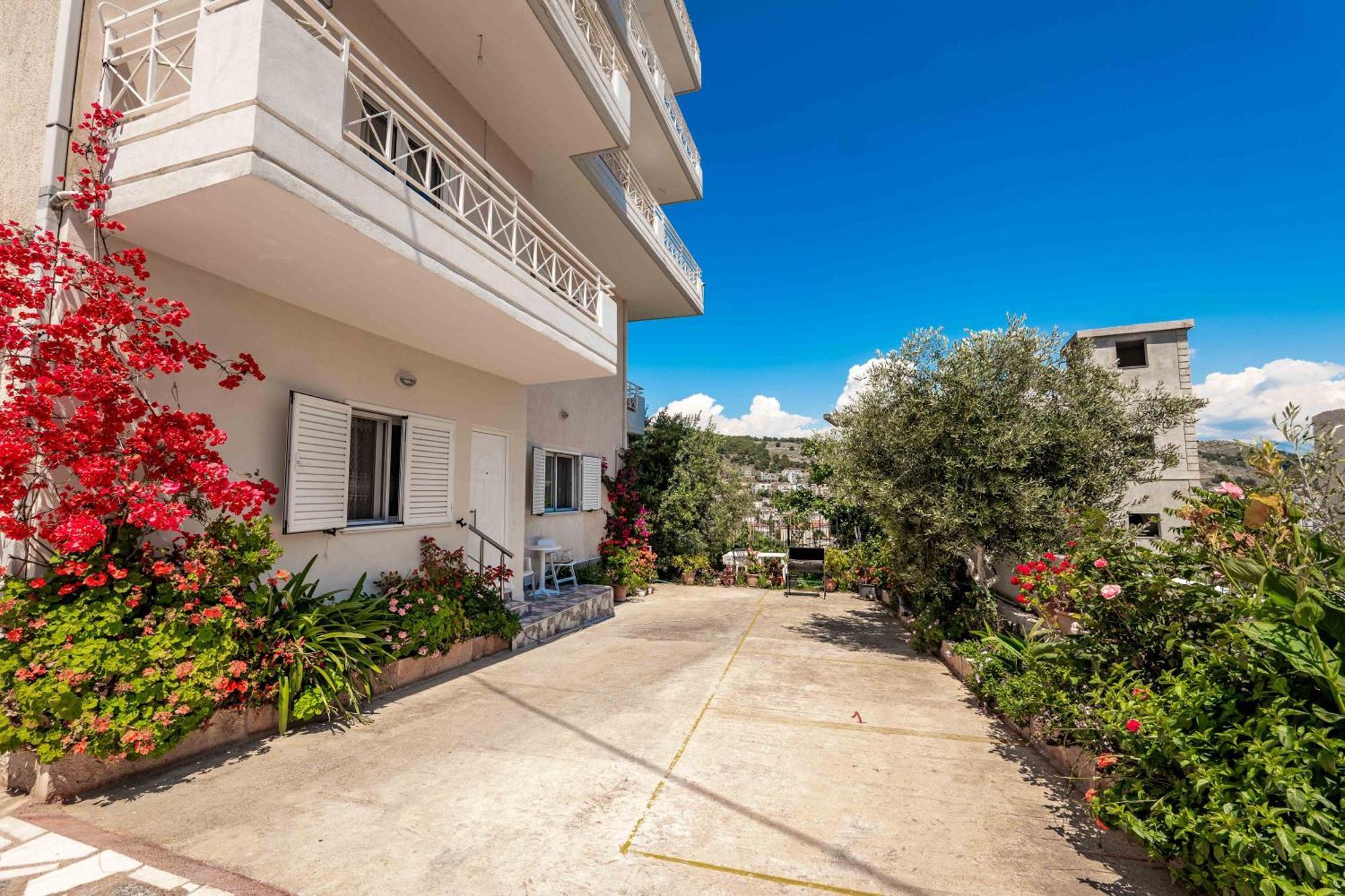 Mariana Apartments Saranda Extérieur photo